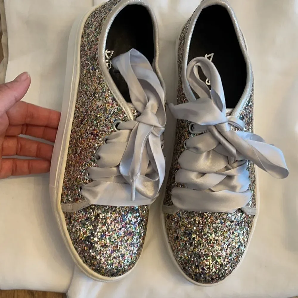 DIRTY LAUNDRY GLITTER SNEAKERS.  NEW